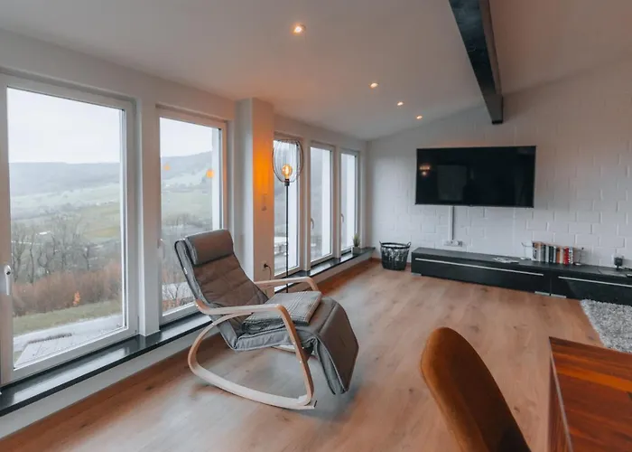 Vakantiehuis Rhoenkristall Modernes Terrassenhaus Mit Weitblick *